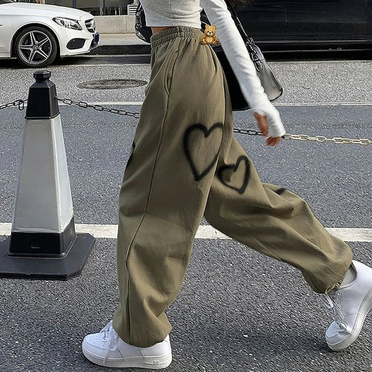 Pantaloni con stampa di cuori Y2k