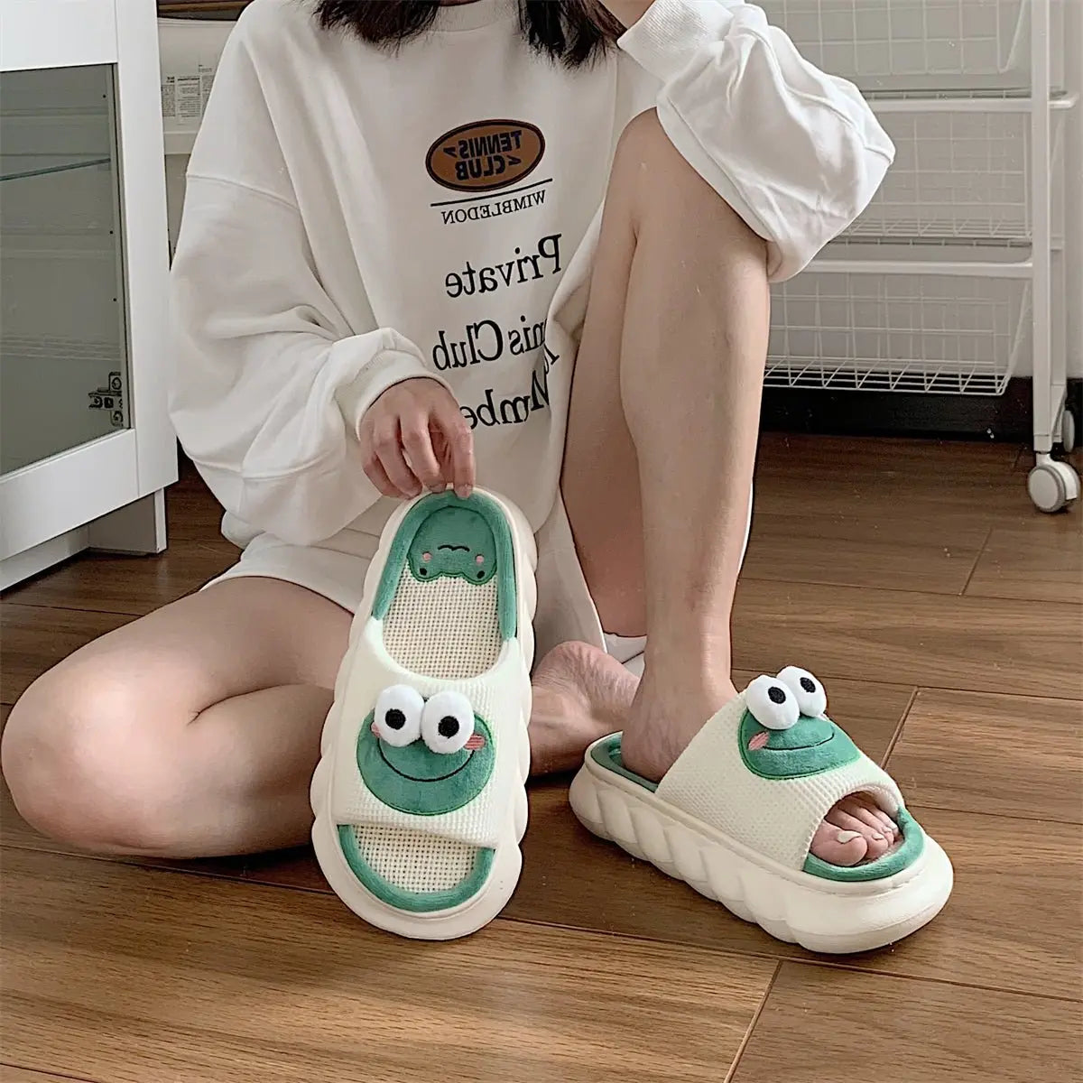 Cute Cartoon Frog Casual Linen Slipper - Kawaii Side