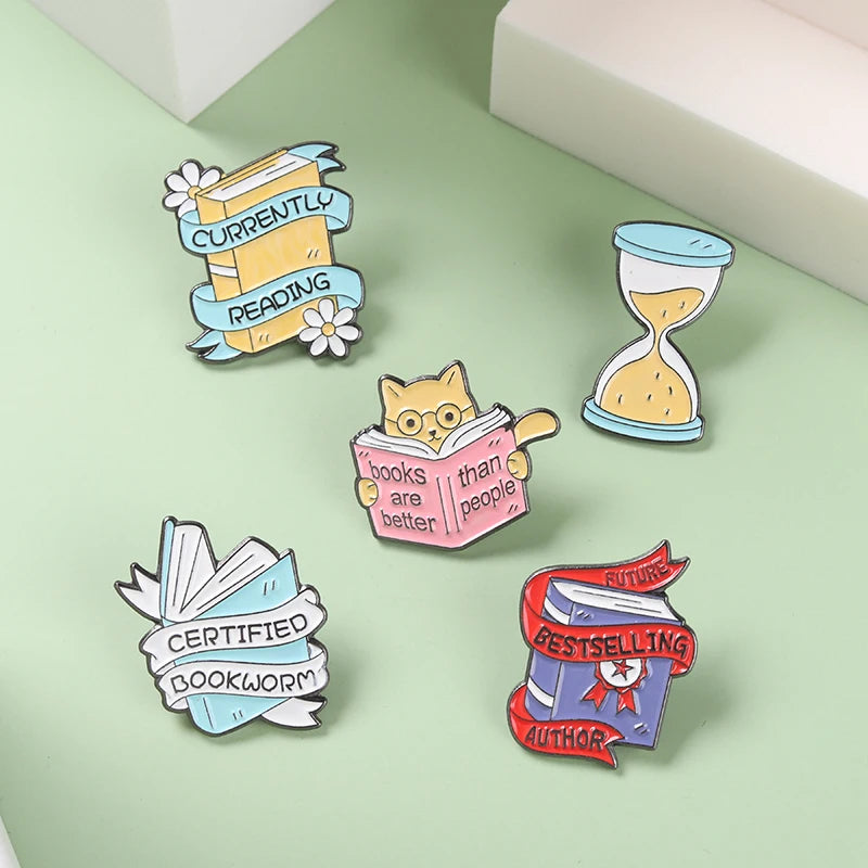 Funny Quote Book Enamel Pin Cartoon Brooches Hourglass Reader Bookworm Lapel Pins Badges Jewelry Gifts for Friends Wholesale Kawaii Side