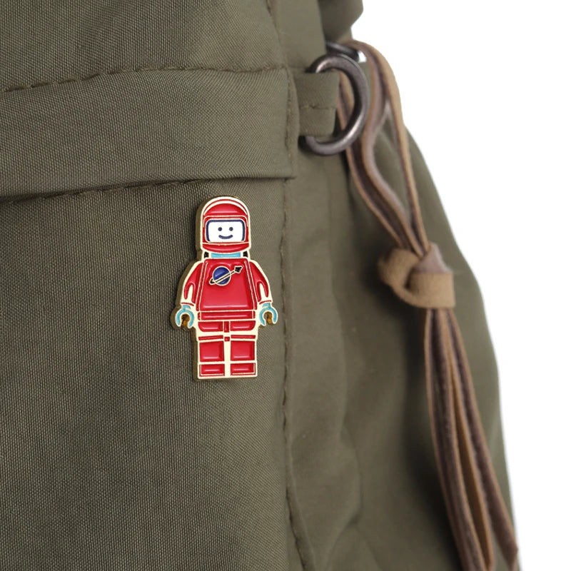 Space Astronauts Robot Enamel Pins Cute Planet Astronaut Metal Brooches Lapel Badge Backpack Clothes Jewelry Accessories Pin Kawaii Side