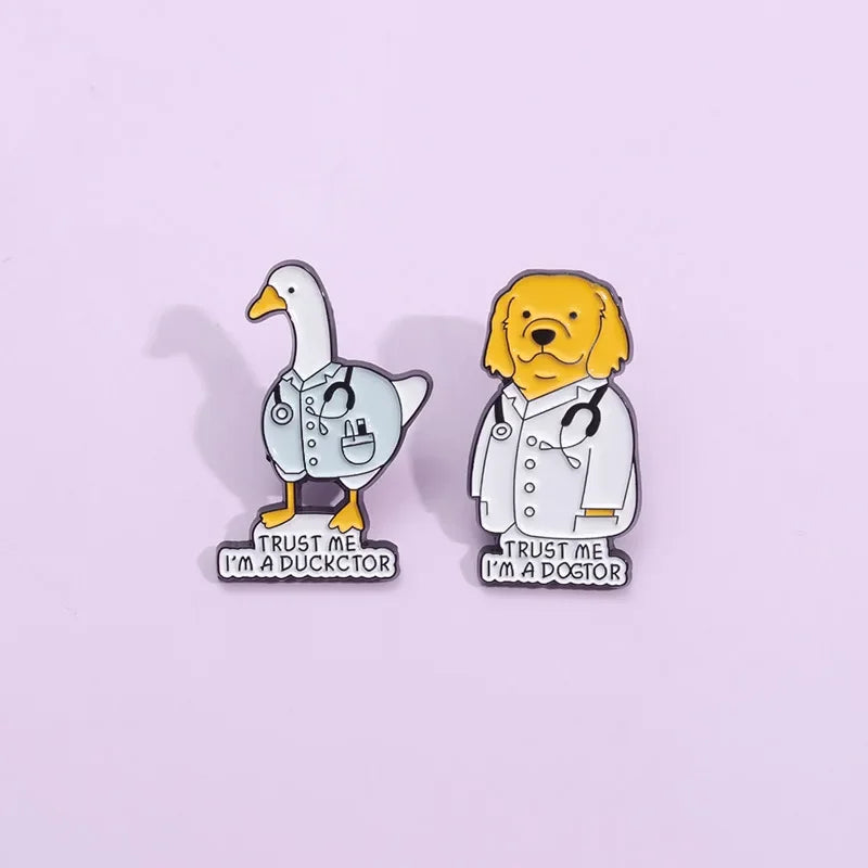 Animal Doctor Enamel Pins TRUST ME I'M A DOGTOR Brooches Lapel Backpack Badges Animal Decoration Jewelry Gift for Friends Kawaii Side