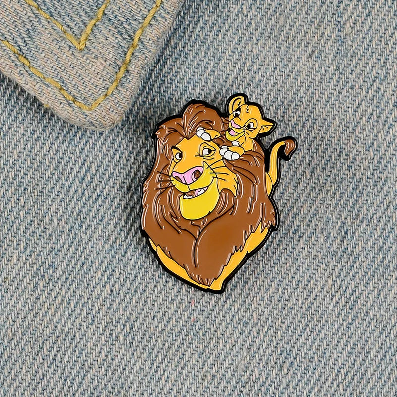 Disney The Lion King Cartoon Movie Brooch Pins for Backpack Hat Clothes Cute Lion Enamel Metal Lapel Badges Accessories Gifts Kawaii Side