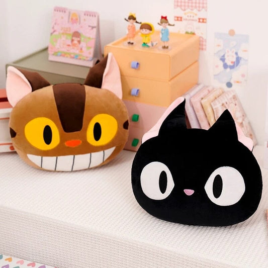 Almofada Super Fofa Pelúcia Neko Basu e Jiji Ghibli Kawaii Pelúcia GatoGeek 