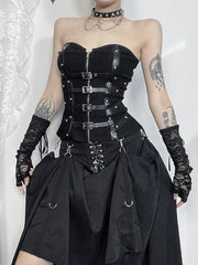 Corsetto bustier con fibbia in pelle da ragazza punk