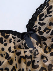 Top piccante con camicetta leopardata per ragazza