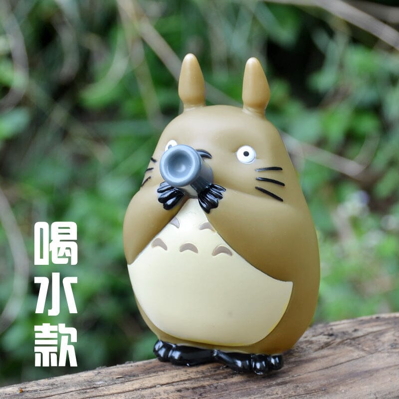 Lindos Bonecos Studio Ghibli - Meu Amigo Totoro e Spirited Away (A Viagem de Chihiro) Ghibli Escala GatoGeek Totoro com Garrafinha 