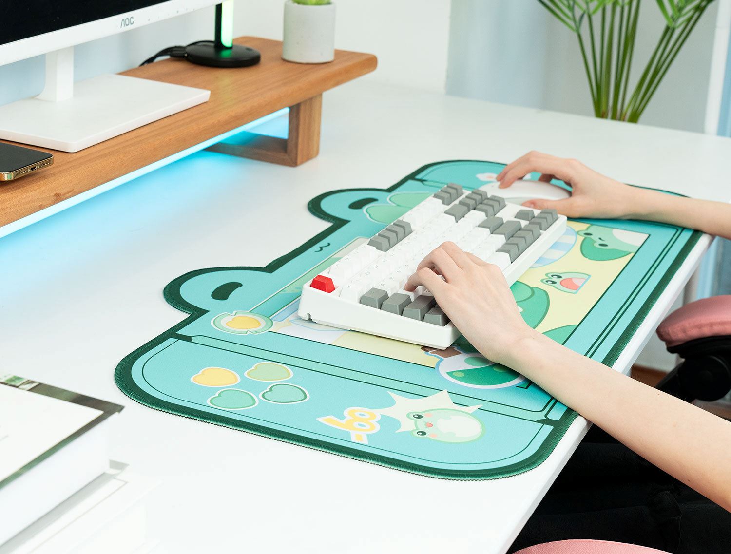 DeskPad Sapos Fofinhos Shape de Nintendo Switch - Kawaii Side