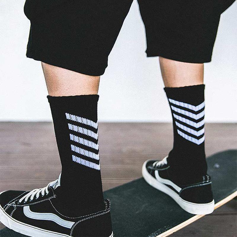 Striped Skateboard Socks 1PCS - Kawaii Side